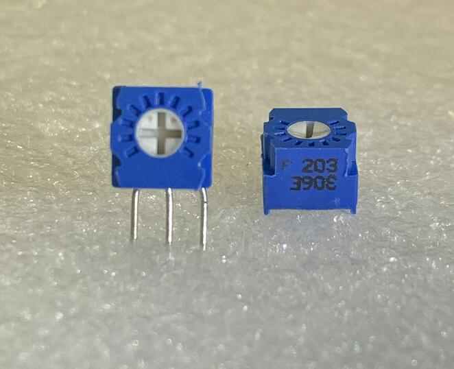 可調(diào)電阻 可調(diào)電阻